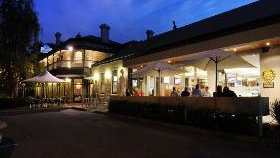 The Stirling Hotel - New South Wales Tourism  3