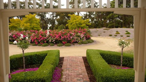 Amor Of Red Hill - New South Wales Tourism  6