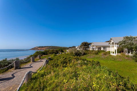 Barwon Heads Caravan Park - New South Wales Tourism  1
