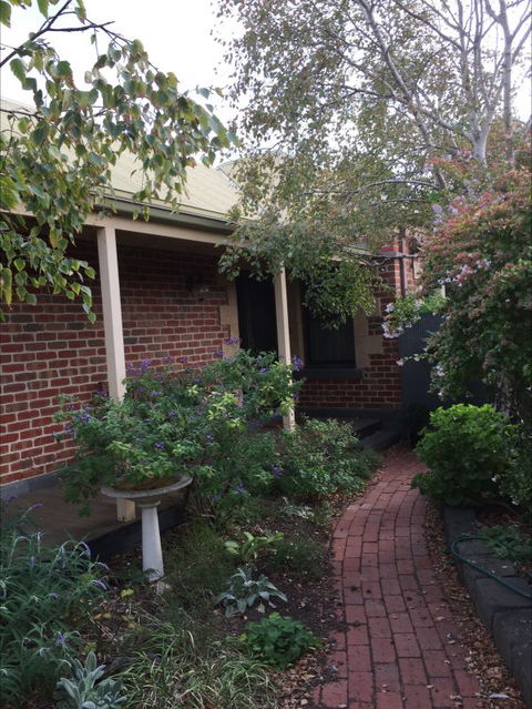 Boatramp Cottage - New South Wales Tourism  0