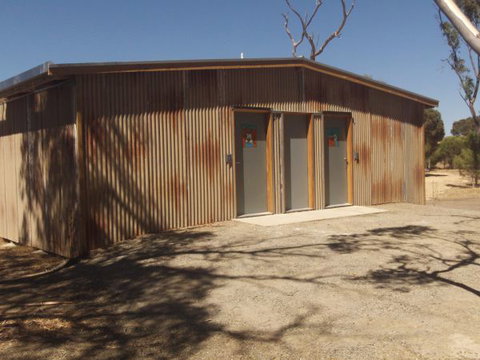 Discovery Lagoon Camping Grounds - New South Wales Tourism  1