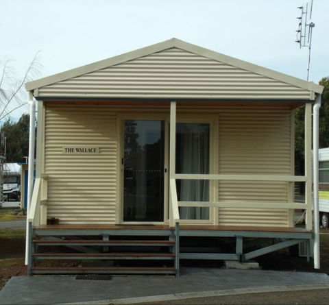 Lake Colac Caravan Park - New South Wales Tourism  6