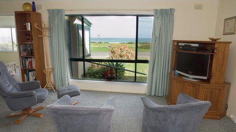 Beach Point - New South Wales Tourism  10