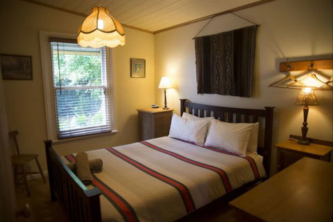 Orchard Cottages - New South Wales Tourism  3