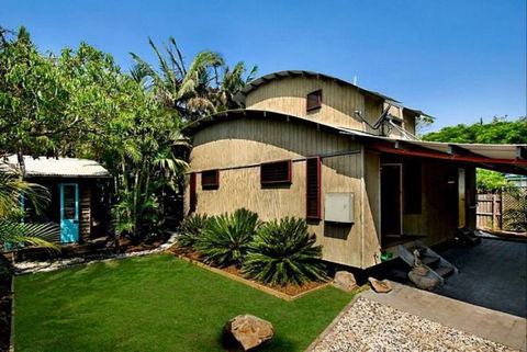 The Wave House - New South Wales Tourism  0