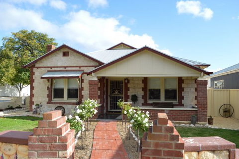 Two Cow Cottage Bed And Breakfast - New South Wales Tourism  1