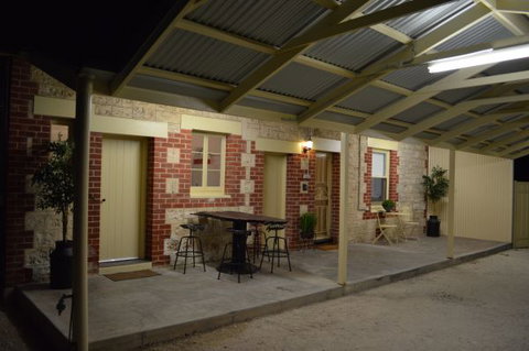 Two Cow Cottage Bed And Breakfast - New South Wales Tourism  3