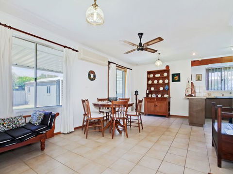 Century 21 SouthCoast: Sun And Sea - New South Wales Tourism  2