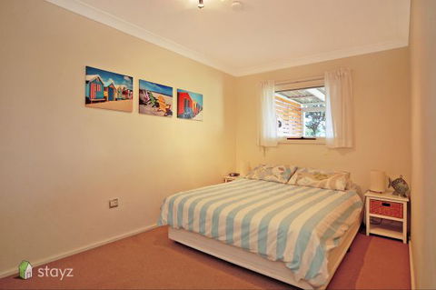 Hayes Beach House - New South Wales Tourism  3