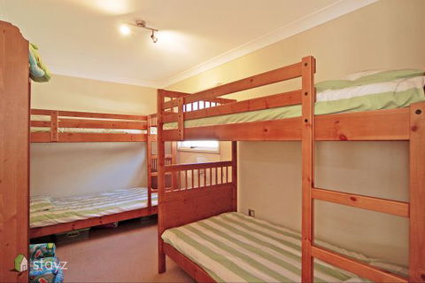 Hayes Beach House - New South Wales Tourism  4