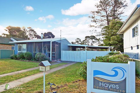 Hayes Beach House - New South Wales Tourism  5