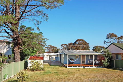 Hayes Beach House - New South Wales Tourism  7