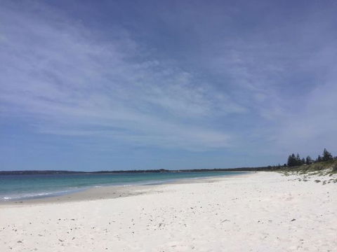 Hayes Beach House - New South Wales Tourism  9