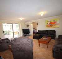 LJ Hooker Goolwa Holiday Rentals - 12 Willmett Road Goolwa Beach - New South Wales Tourism 