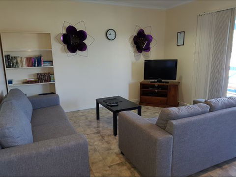 Marion Bay Holiday Villas - New South Wales Tourism  5