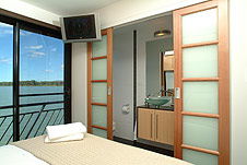 Whitewater Houseboat - New South Wales Tourism  1