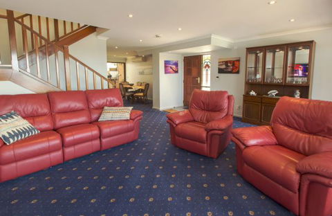 Boston Bay Apartment - New South Wales Tourism  1