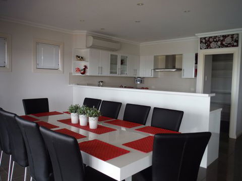 Marina Vista - New South Wales Tourism  2