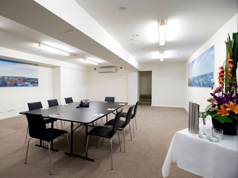 Newcastle Central Plaza Apartment Hotel - New South Wales Tourism  5