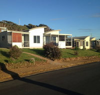 Azzure Beach Houses - New South Wales Tourism 