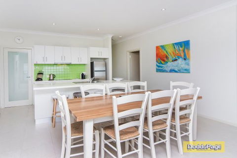Boomer Break - New South Wales Tourism  2