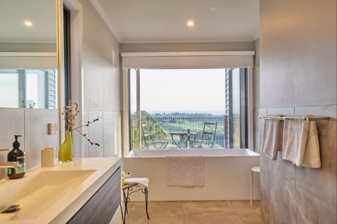 Halcyon Cottage Retreat - Self Contained Accommodation - New South Wales Tourism  6