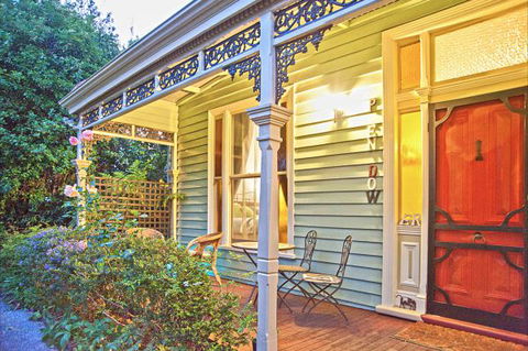 Pendower House B&B - New South Wales Tourism  1