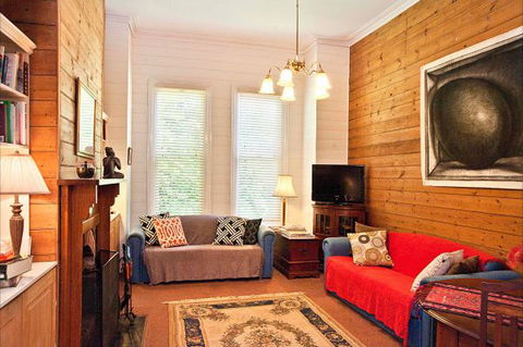 Pendower House B&B - New South Wales Tourism  2