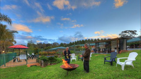 Top Of The Town Motor Inn Yackandandah - New South Wales Tourism  5