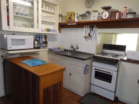 Kirazz Cottage - New South Wales Tourism  7