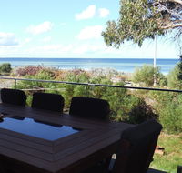 Under The Gum - New South Wales Tourism 