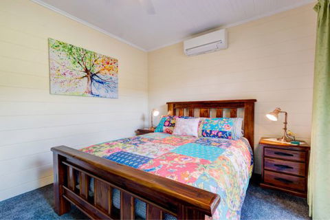 All About Me Bed And Breakfast - New South Wales Tourism  1