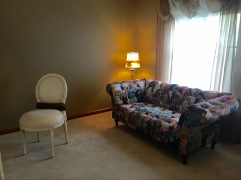 Barossa Retro BnB - New South Wales Tourism  8