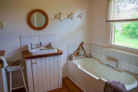 Baileys Lane - New South Wales Tourism  7