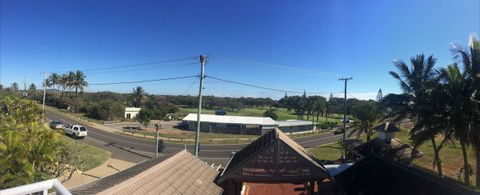 Bargara Shoreline Apartments - New South Wales Tourism  1