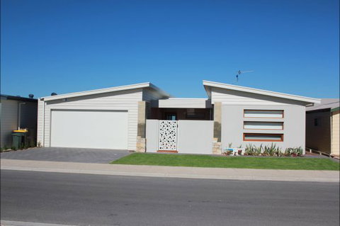 Beach Bliss Wallaroo - New South Wales Tourism  4