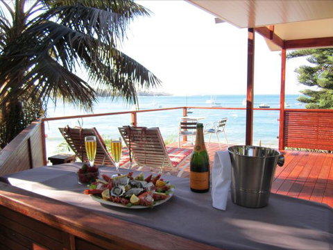 Bundeena Beach Hut - New South Wales Tourism  0