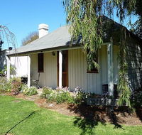 Cameron's Cottage - New South Wales Tourism 