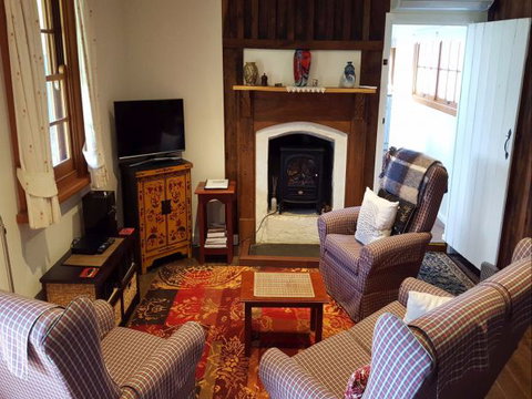 Cameron's Cottage - New South Wales Tourism  2