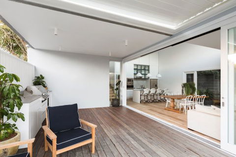 Clovelly Pavillion - New South Wales Tourism  4