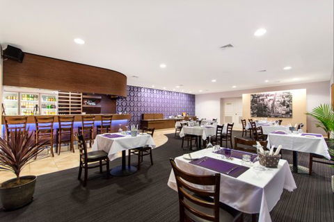 Comfort Inn Robert Towns - New South Wales Tourism  2