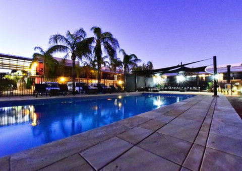 Diplomat Alice Springs - New South Wales Tourism  0