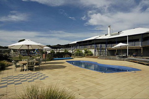 Doyles On The Bay Kingscote - New South Wales Tourism  2