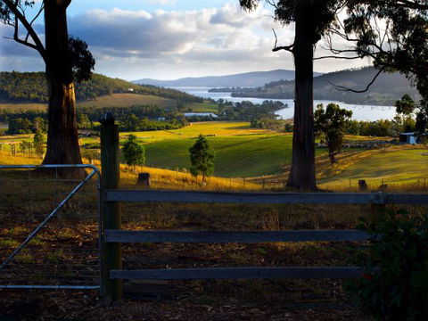 Frenchman's River - The Writer's House - New South Wales Tourism  1