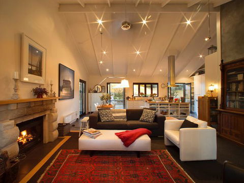 Frenchman's River - The Writer's House - New South Wales Tourism  2