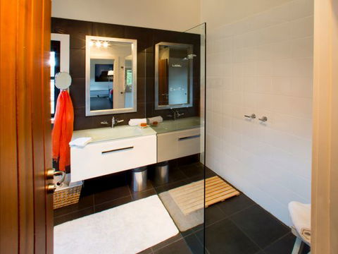 Frenchman's River - The Writer's House - New South Wales Tourism  7