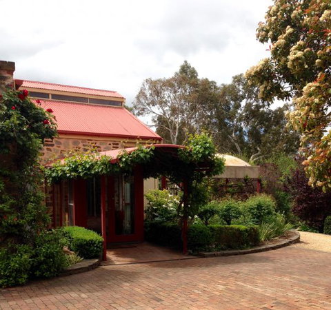 Gasworks Cottages Strathalbyn - New South Wales Tourism  4
