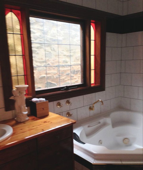 Gasworks Cottages Strathalbyn - New South Wales Tourism  10