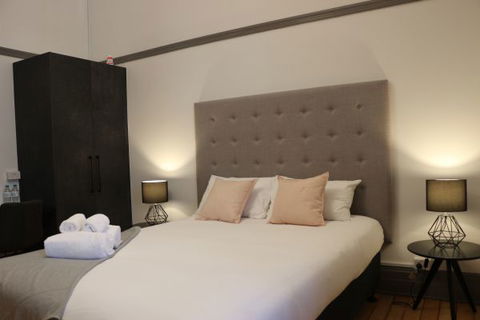 Guildford Hotel - New South Wales Tourism  0