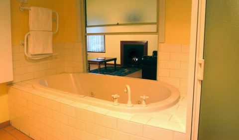 Boronia Peak Villas - New South Wales Tourism  4